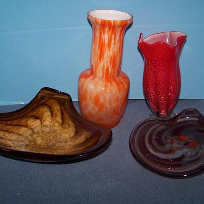 LOT 97 LOVELY VINTAGE MCM ART GLASS