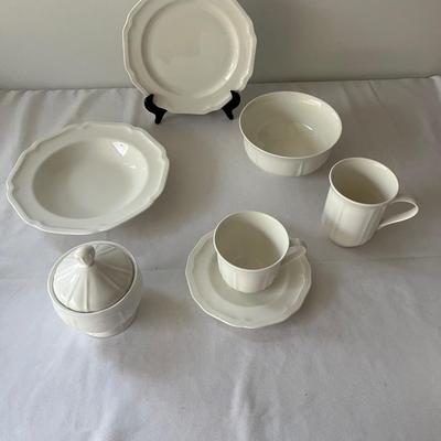 Mikasa “Antique White” Dishes (G-BC)