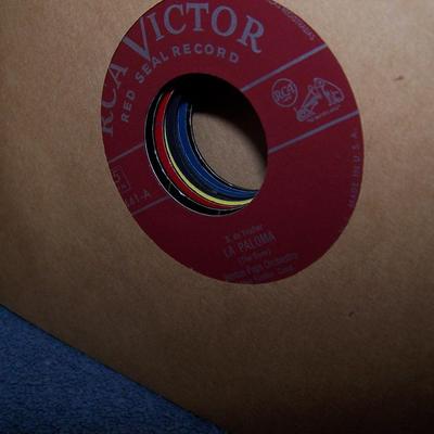 LOT 99 VINTAGE 45 RPM RECORD ALBUMS 1940/1950S RCA/DECCA/COLUMBIA