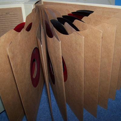 LOT 99 VINTAGE 45 RPM RECORD ALBUMS 1940/1950S RCA/DECCA/COLUMBIA