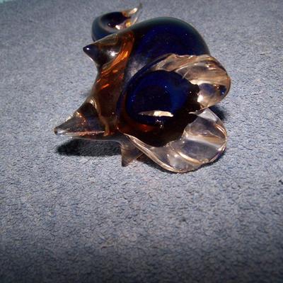 LOT 101 GREAT COLLECTABLE ART GLASS CATS & GOOSE