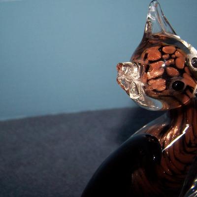 LOT 101 GREAT COLLECTABLE ART GLASS CATS & GOOSE