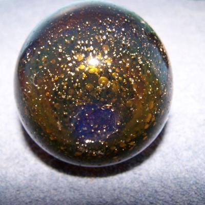 LOT 102 BEAUTIFUL VINTAGE MCM ART GLASS + 2 TULIP VASES