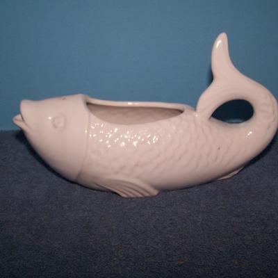 LOT 104 GREAT COLLECTABLE CRITTERS FITZ & FLOYD