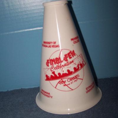 LOT 107 GREAT COLLECTABLE ADVERTISING ITEMS