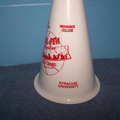 LOT 107 GREAT COLLECTABLE ADVERTISING ITEMS