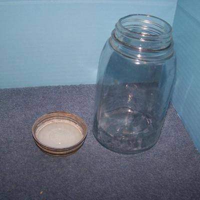 LOT 108 WONDERFUL OLD KITCHEN STUFF--EGG TIMER/MOLDS/JAR