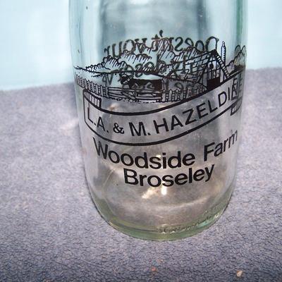 LOT 110 GREAT COLLECTABLE MILK/DAIRY BOTTLES ENGLISH-568ML