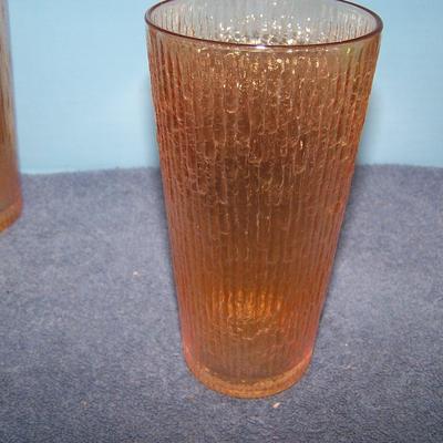 LOT 111 WONDERFUL VINTAGE COLORFUL GLASSWARE--CARNIVAL/RUBY plus