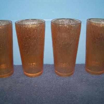 LOT 111 WONDERFUL VINTAGE COLORFUL GLASSWARE--CARNIVAL/RUBY plus