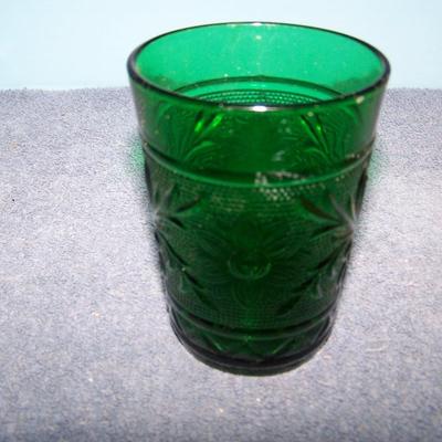 LOT 111 WONDERFUL VINTAGE COLORFUL GLASSWARE--CARNIVAL/RUBY plus