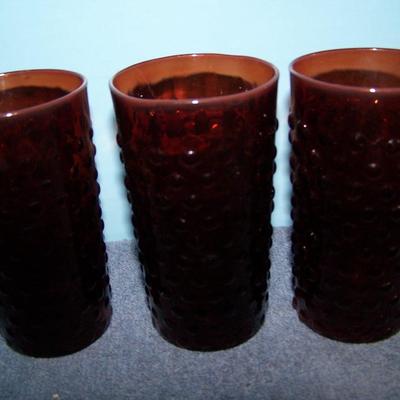 LOT 111 WONDERFUL VINTAGE COLORFUL GLASSWARE--CARNIVAL/RUBY plus