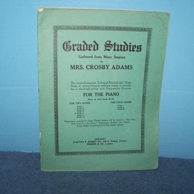 LOT 113 MISC MUSIC BOOKS