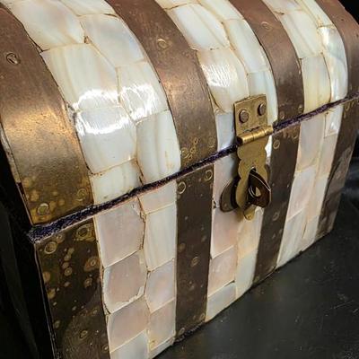 Vintage Made in India Mother of Pearl Inlaid Trinket Box - Brass & Wood Jewelry Chest