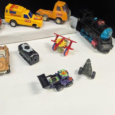 Vintage Cars & Trucks