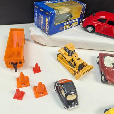 Vintage Cars & Trucks