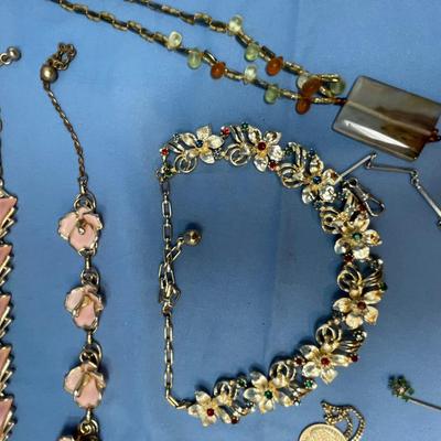 Sale Photo Thumbnail #43: Great collection!