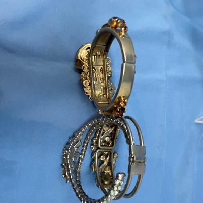 Sale Photo Thumbnail #50: Display well.  The Amber one has a stone missing.