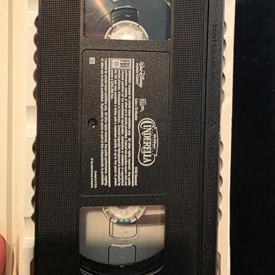 Cinderella: A Timeless Walt Disney's Masterpiece Collection VHS Tape from 1995