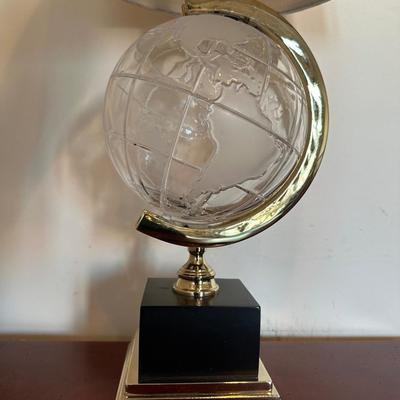 Etched Frosted Glass Globe Table Lamp