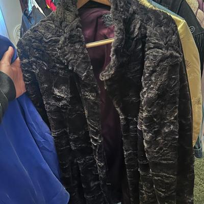 Sale Photo Thumbnail #198