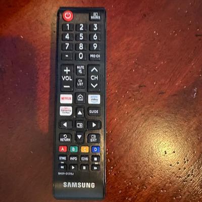 Samsung 32” Smart TV