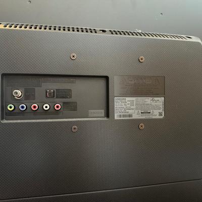 Samsung 32” Smart TV