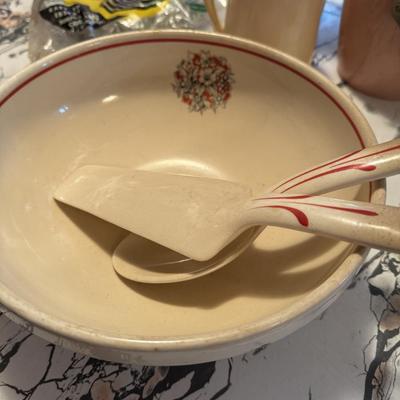 Vintage Kitchen Goodies 162