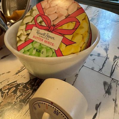 Vintage Kitchen Goodies 162