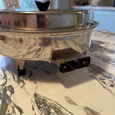 New Vintage Electric Skillet