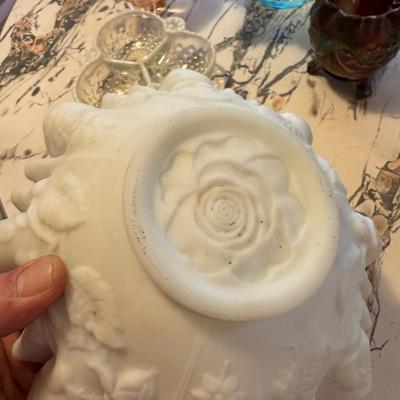 Vintage Bowls Fenton & More