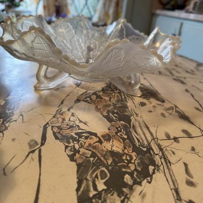 Vintage Bowls Fenton & More