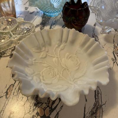 Vintage Bowls Fenton & More