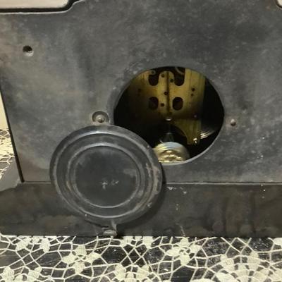 Sale Photo Thumbnail #204: This is a great vintage Mantle clock with key. It does work.