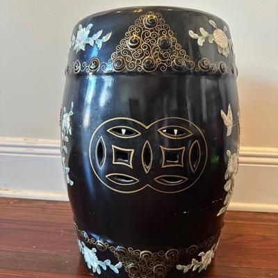 Black Lacquer Ceramic Barrel Garden Stool
