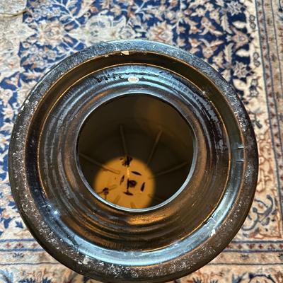 Black Lacquer Ceramic Barrel Garden Stool