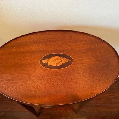 Vintage Baker Furniture Mahogany Wood Shell Inlay Side Table