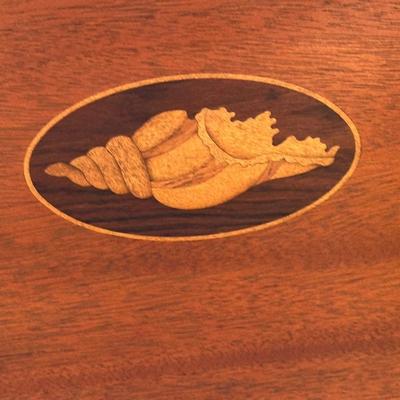 Vintage Baker Furniture Mahogany Wood Shell Inlay Side Table