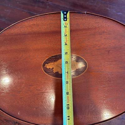 Vintage Baker Furniture Mahogany Wood Shell Inlay Side Table