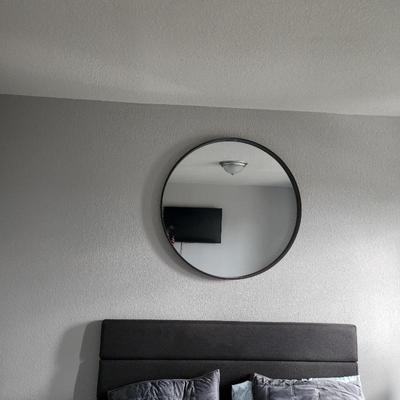 Sale Photo Thumbnail #15: Mirror $35