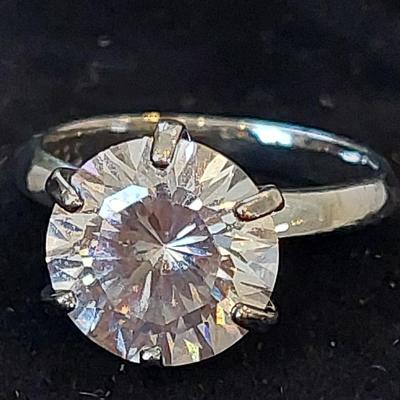 6 ct moissanite ring