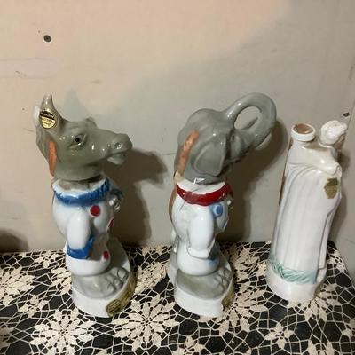 Sale Photo Thumbnail #372: You get donkey, elephant and a King liquor decanter