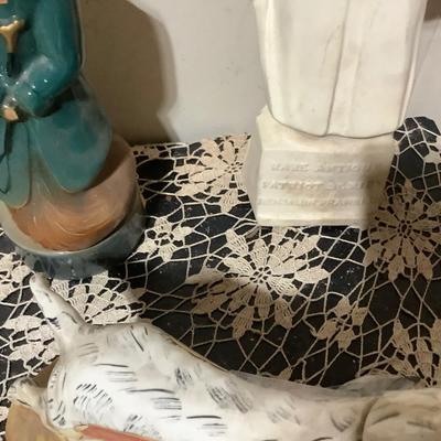 Sale Photo Thumbnail #381: You get Benjamin Franklin, Fox, Hunting Dog, Solder on Horse.  The soldier is missing sword.