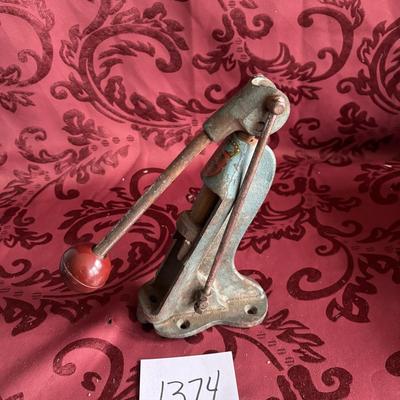 Vintage Ammo Reloader