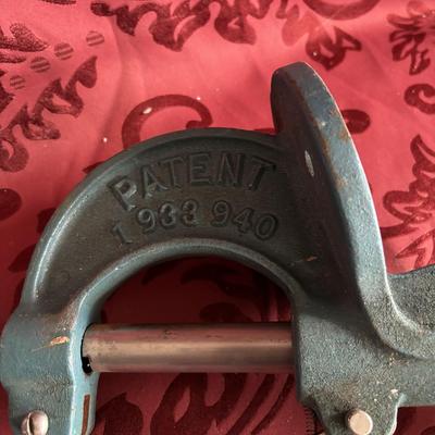 Pacific Power C reloading press and dies