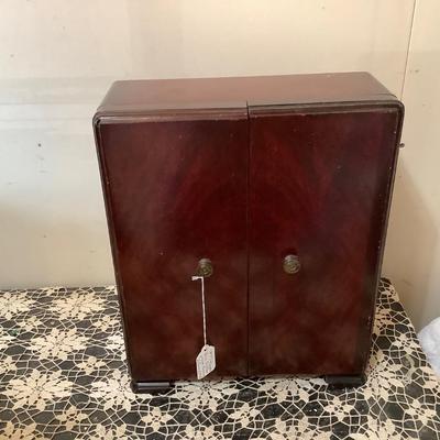 Sale Photo Thumbnail #490: Unusual vertical Johnson Brothers wood silverware box.