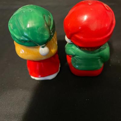 A COLLECTION OF SALT AND PEPPER SHAKERS