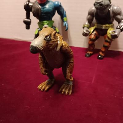 1990'S TEENAGE MUTANT NINJA TURTLES FIGURES