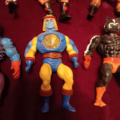 VINTAGE MASTERS OF THE UNIVERSE ACTION FIGURES