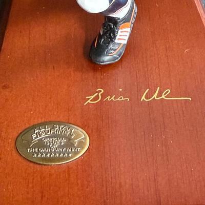 Danbury Mint - Brian Urlacher Figurine